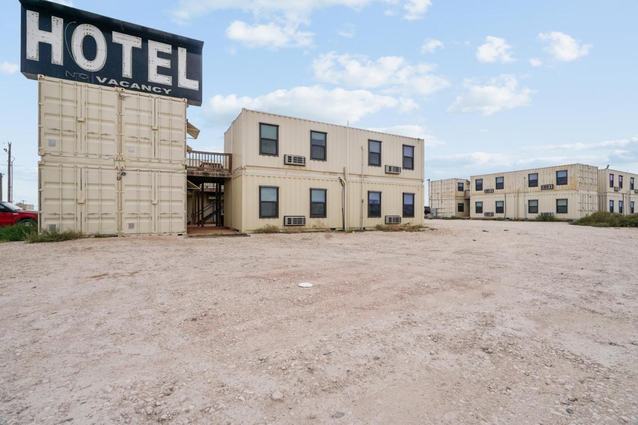 The Resource Inn -Big Lake Tx Exterior photo