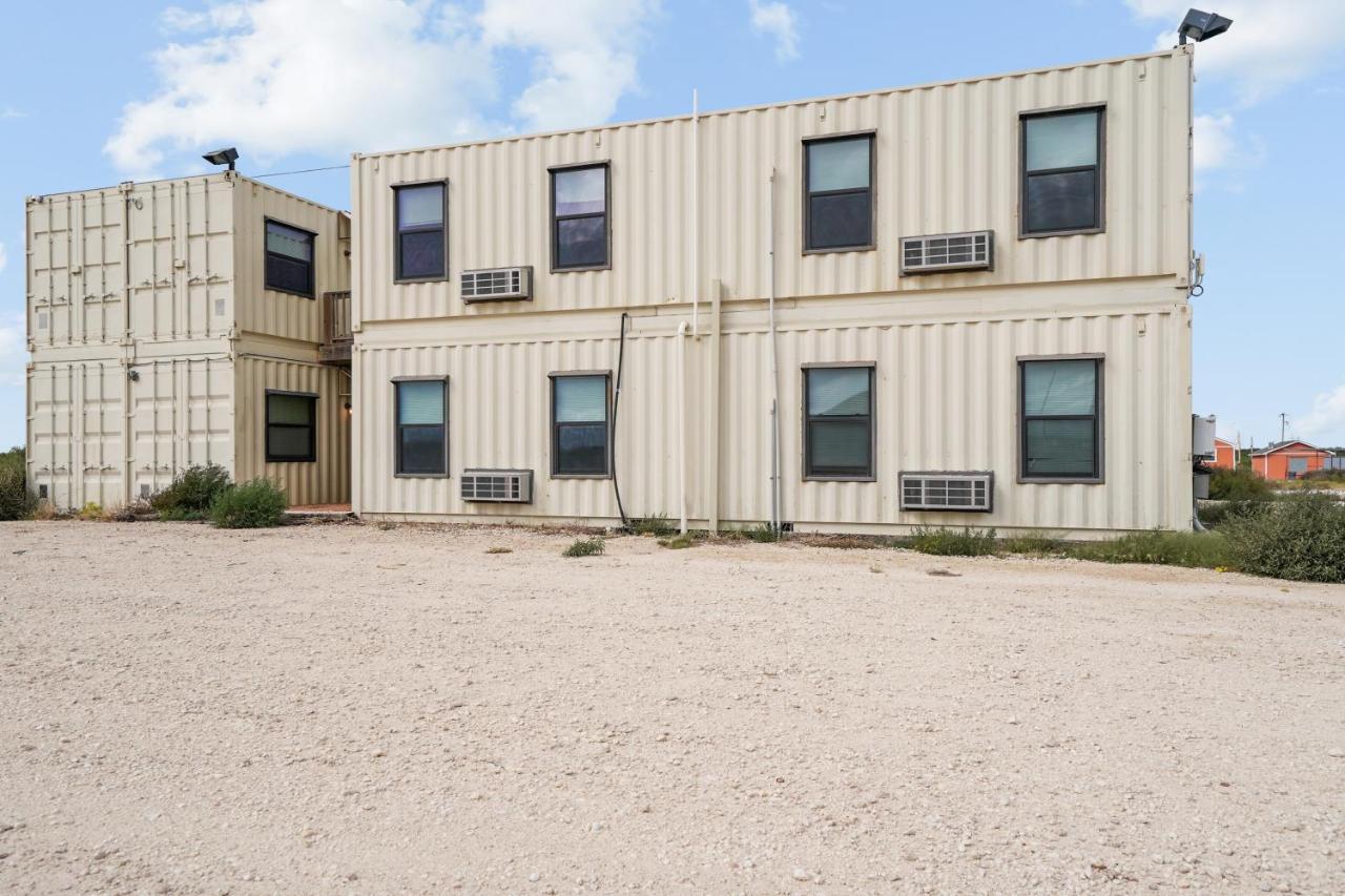 The Resource Inn -Big Lake Tx Exterior photo